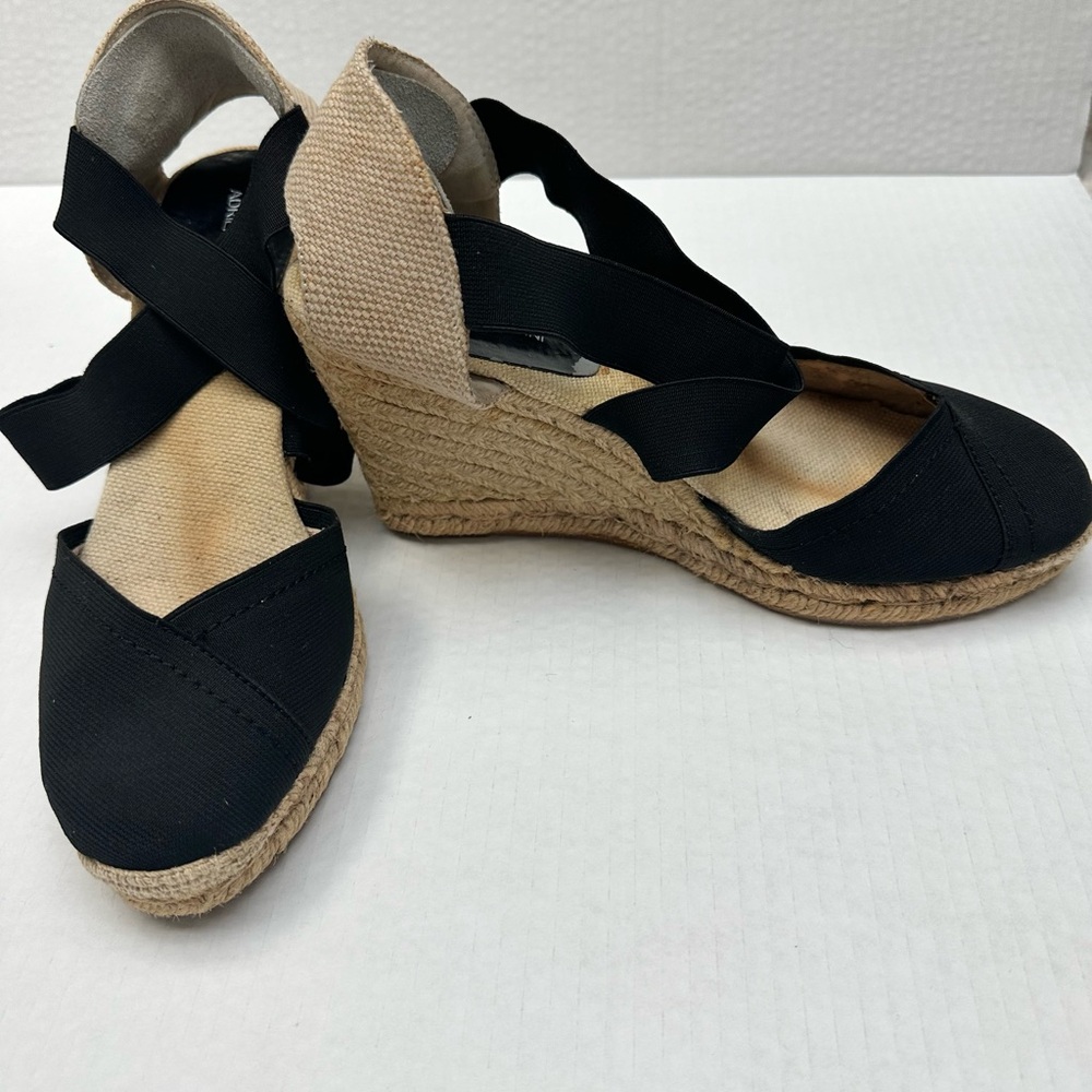Adrienne Vittadini Black Elastic band wedge espadrille Size 8.5 Good condition.
